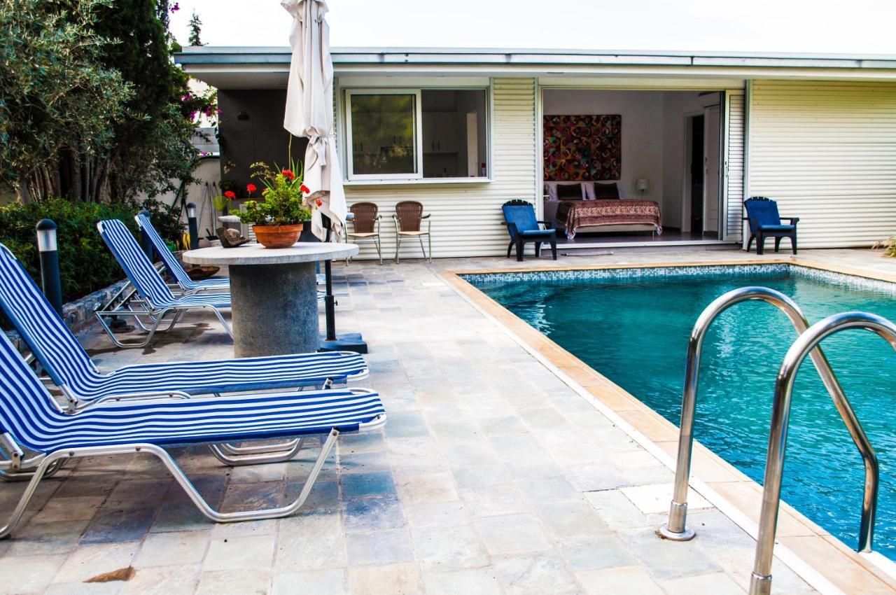 Idyllic Studio With Private Pool Nikosia Eksteriør bilde